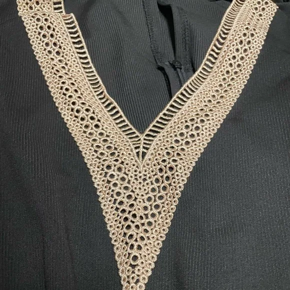 Women's Black Size Medium Jumpsuit with Belt EUC - Picture 2 of 7